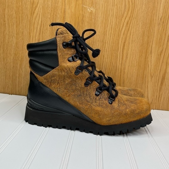 The North Face Cryos Boots - Picture 1 of 12